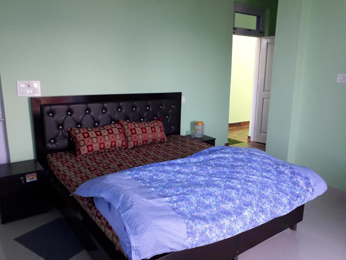 Mohinder & Mohindra Home Stay Bīr Екстериор снимка